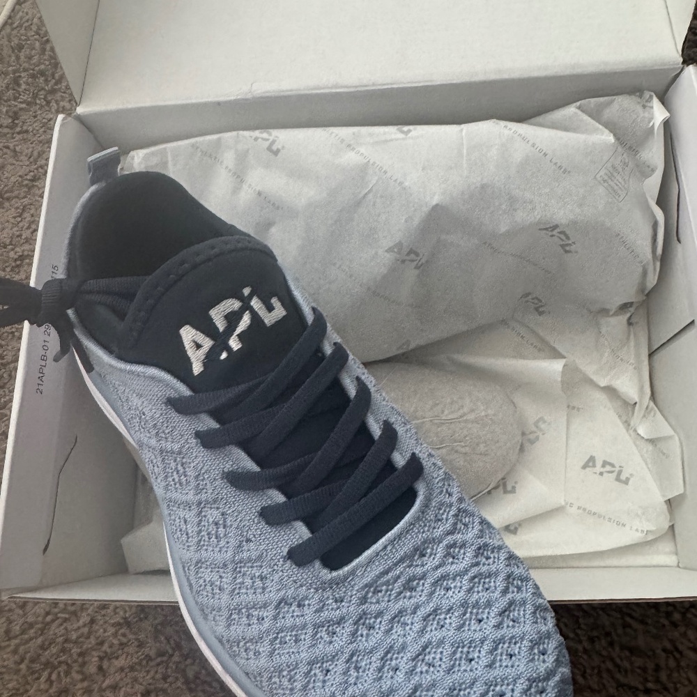 Sneakers